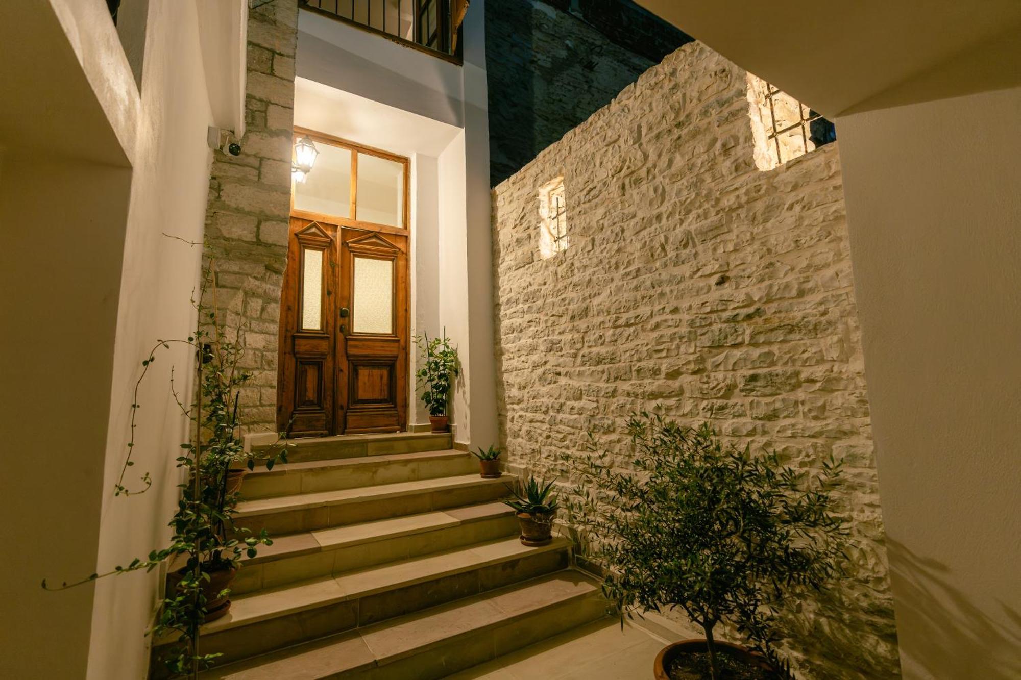 Petrichor 호텔 Gjirokastër 외부 사진